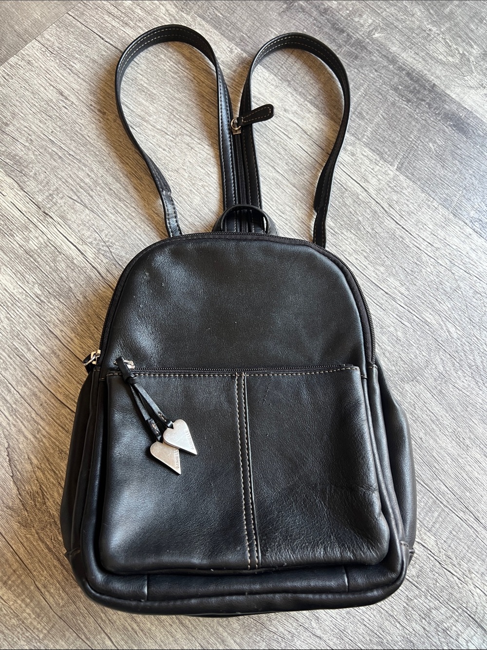 Vintage Aurielle Black Leather 3 Compartments Organizer Shoulder Backpack